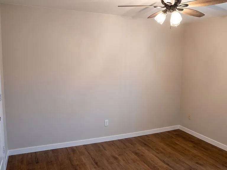 728 Cory St — Photo 11