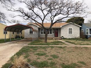 207 11th St, Levelland, TX 79336