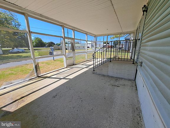 5th image of 6706 Whiteley Rd