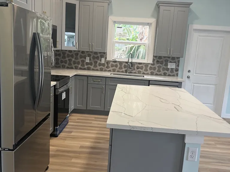 23 Hybiscus Ave — Photo 3