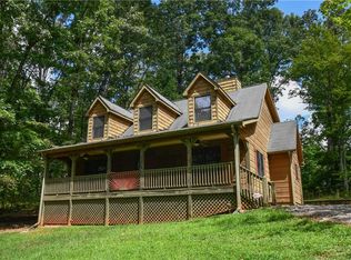 94 Wanderway Dr, Cleveland, GA 30528