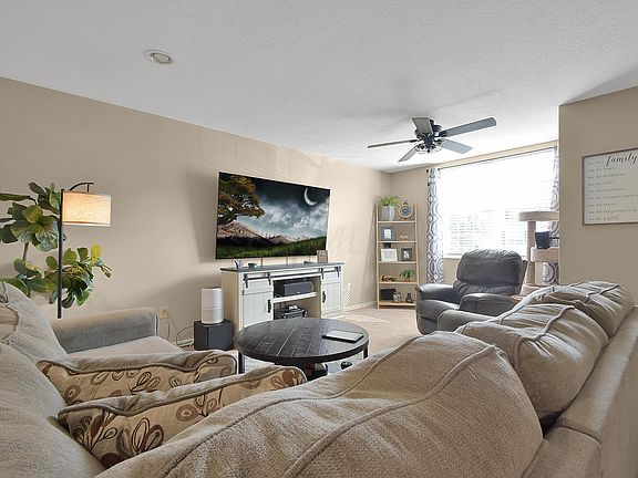 5th image of 312 Southworth Dr #312