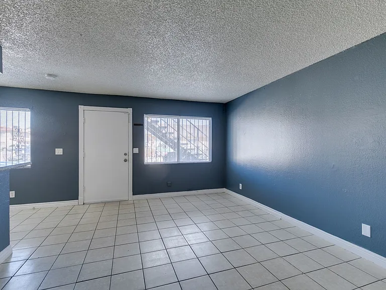 1641 N Lamont St #C — Photo 10