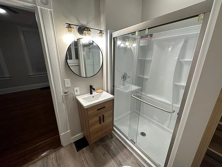 2023 Greenup St #1 — Photo 10