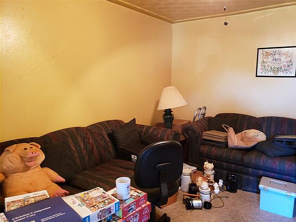 3rd image of 3120 Sidney Dr
