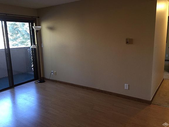 4th image of 1060 W Beaver Creek Blvd #A204