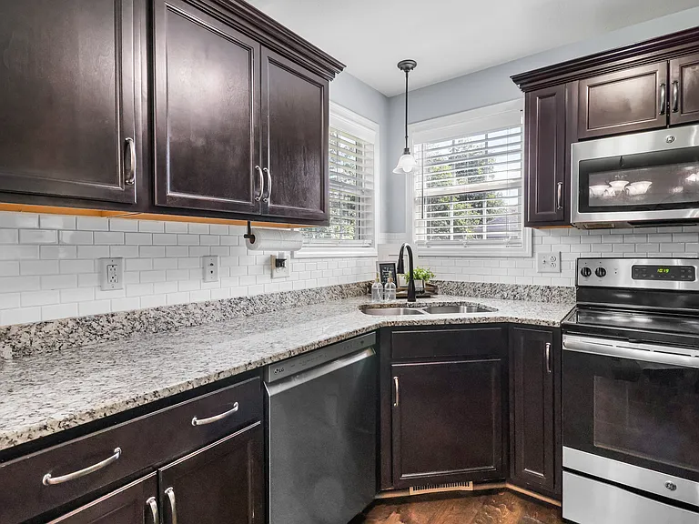 773 Banister Dr — Photo 8