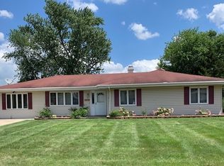 1112 Davison St, Joliet, IL 60433