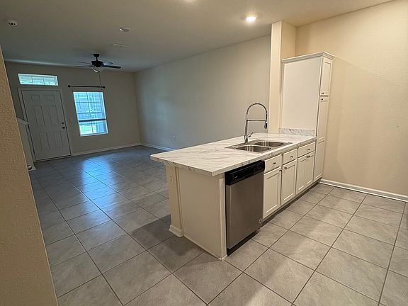 4th image of 86496 Shortline Cir