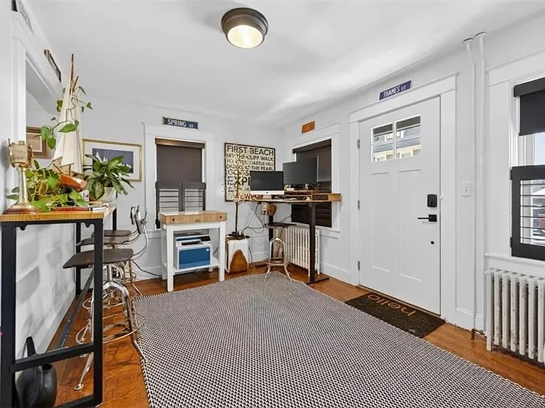 494 Thames St — Photo 25