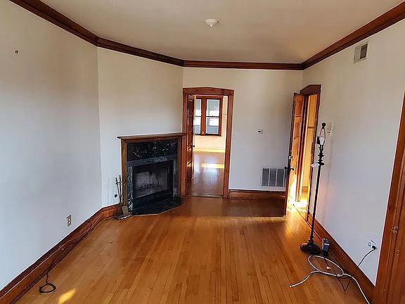 2nd image of 3319 N Seeley Ave #2