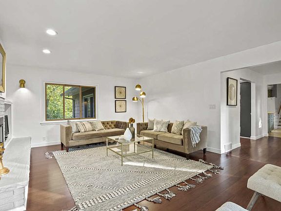 5th image of 11800 Parkview Ln