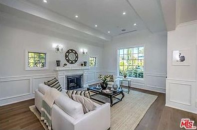 4th image of 545 N Crescent Heights Blvd