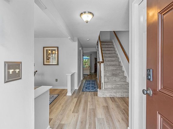 4th image of 481 Buck Island Rd APT 4B