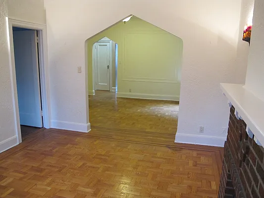 Rented by SUN WOOD REAL ESTATE | media 6