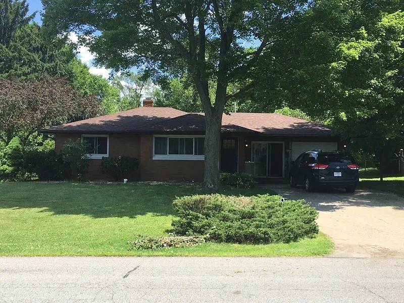 57304 Alan Rd photo 1