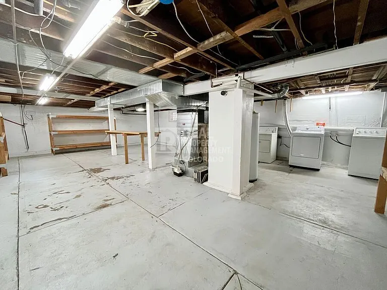 1412 S Grant St — Photo 14