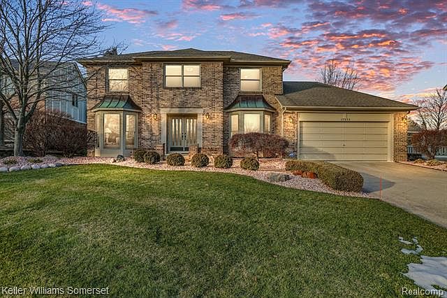 1st image of 17333 Victor Ct