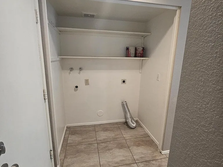 5144 W Boston Way — Photo 8