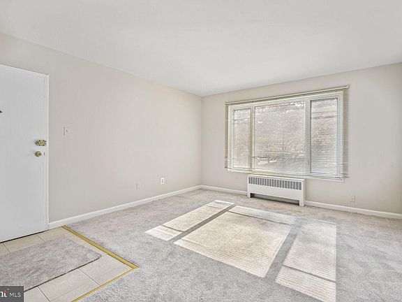 4th image of 10410 Montrose Ave APT 101