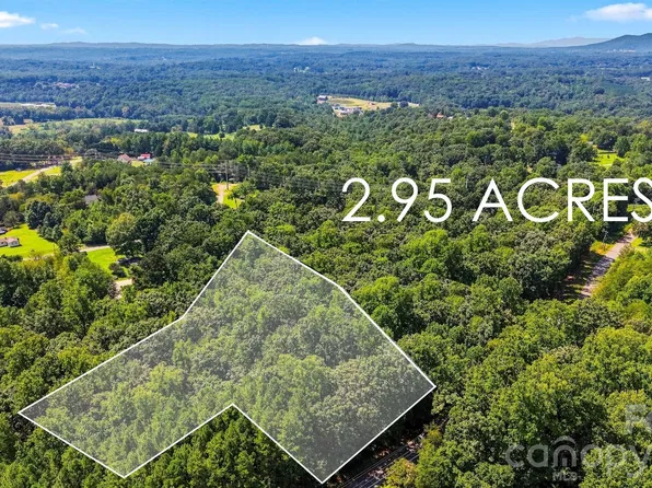1832 McCombs St, Newton, NC 28658
