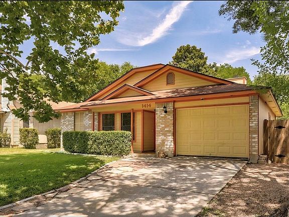2nd image of 1414 Alma Dr