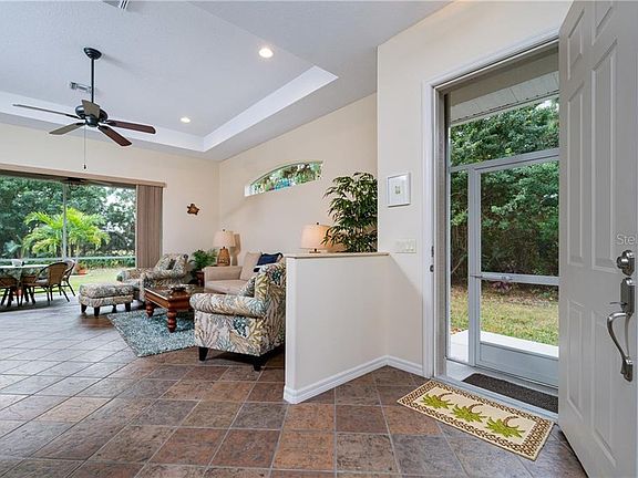 3rd image of 8343 Palmetto Ct