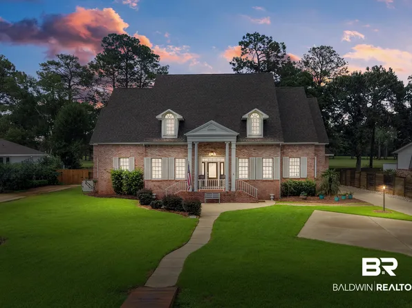 701 Wedgewood Dr, Gulf Shores, AL 36542