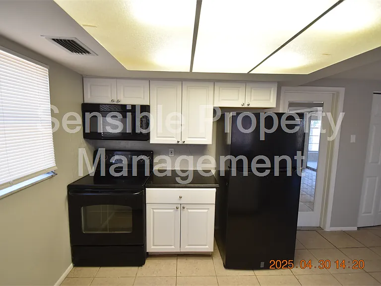 3221 Topp Dr — Photo 27