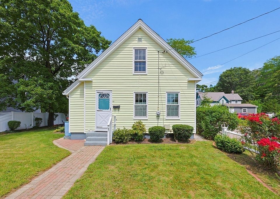 1st image of 98 Pleasant St
