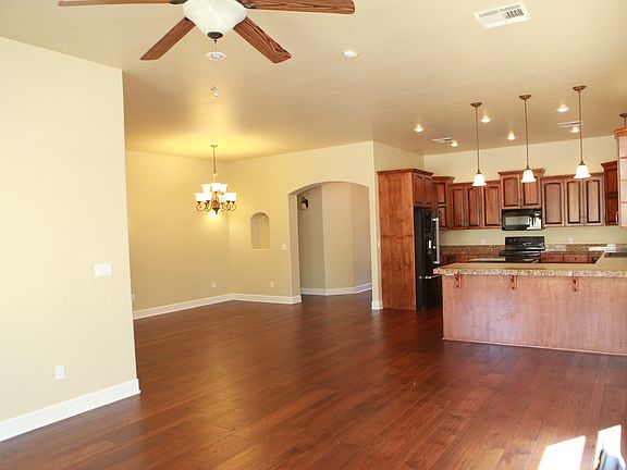 2nd image of 5709 Pinehurst Dr
