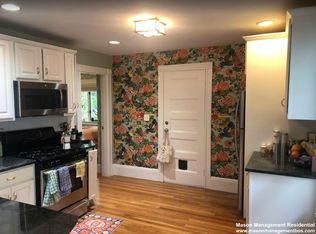 99 Porter St #2A, Somerville, MA 02143