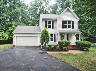 6502 Hickory Grove Dr, Midlothian, VA 23112