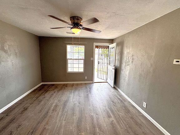 3rd image of 1305 Filipino Ave