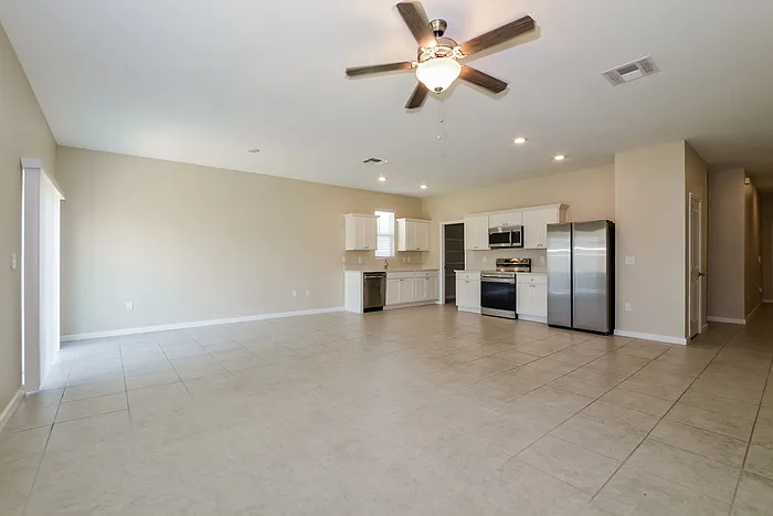 302 Cartee Ln — Photo 6