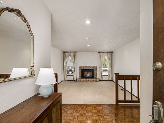 5th image of 2862 SE 45th Ct