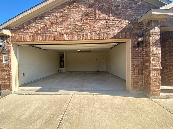 5th image of 19401 Wt Gallaway St