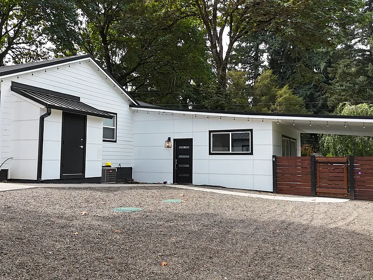 3641 SW Halcyon Rd — Photo 10