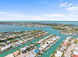 650 11th St, Key Colony Beach, FL 33051