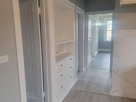 4th image of 5416 S Latrobe Ave #3