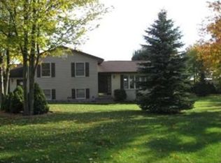 3502 Fran Ln, Hermitage, PA 16148