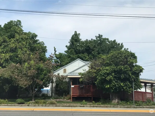 1034 9th St, Wenatchee, WA 98801