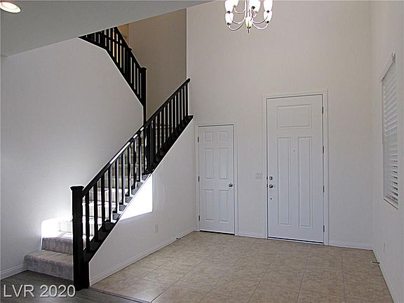 4th image of 489 Norcia Pl