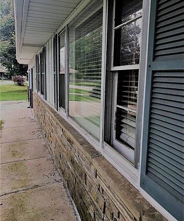 3rd image of 2301 NW Powderhorn Dr