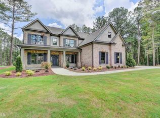 5100 Brownlee Rd, Stone Mountain, GA 30087