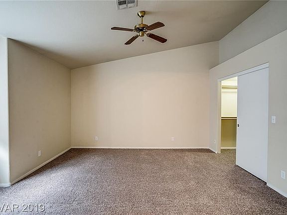 4th image of 1213 Dusty Creek St