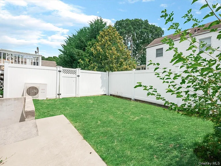 434 N Alleghany Ave — Photo 2