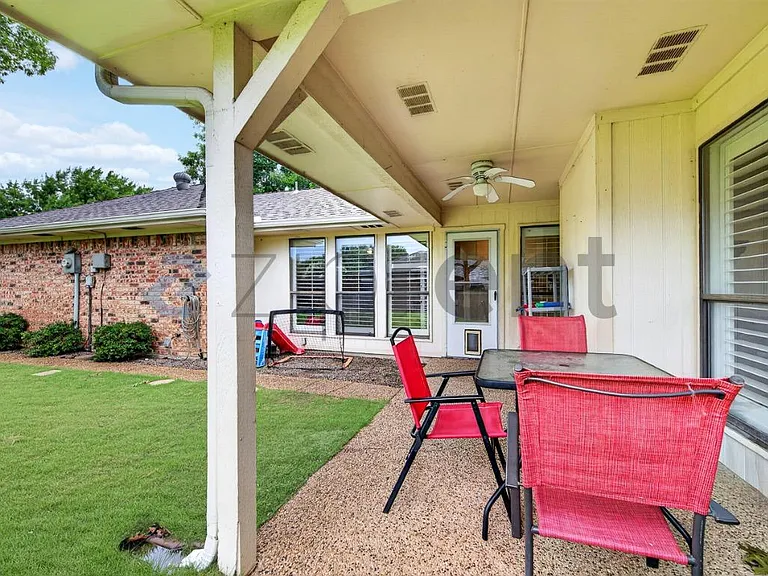 619 Quail Ln — Photo 20