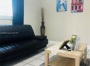 2525 NW 33rd St #3, Miami, FL 33142