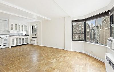 2nd image of 30 E 37th St APT 12B